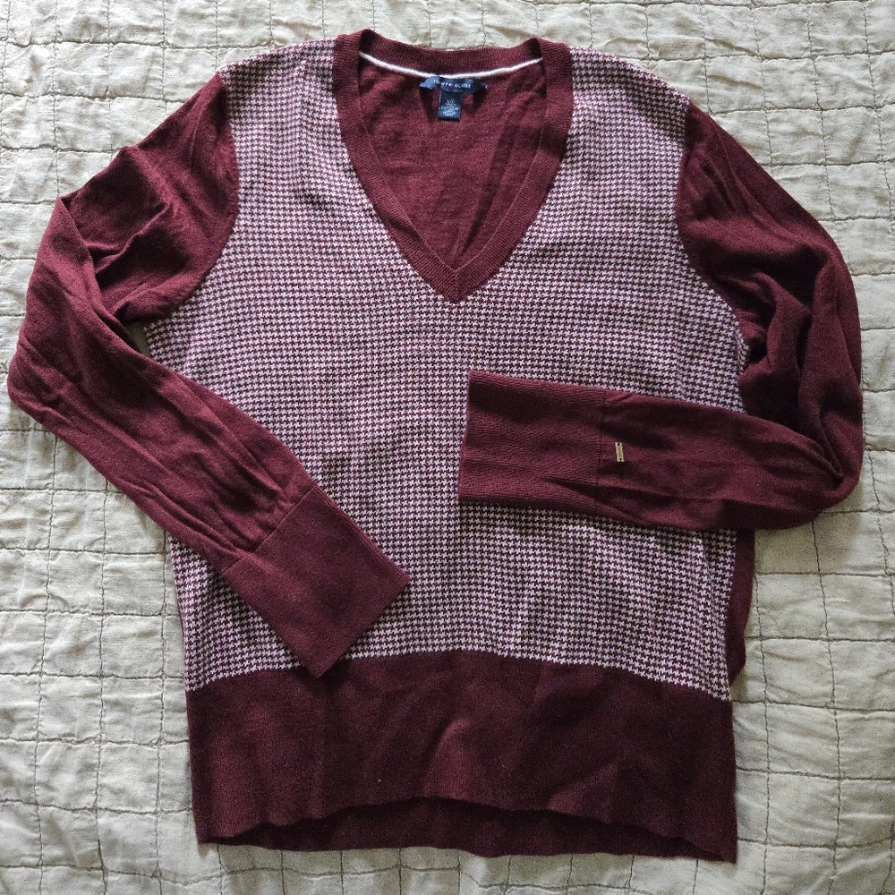 Tommy Hilfiger Houndstooth Preppy V-neck Sweater Size M